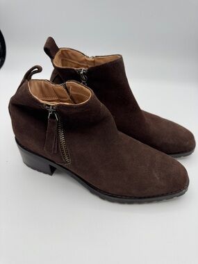 Bandolino Booties - Women's 6